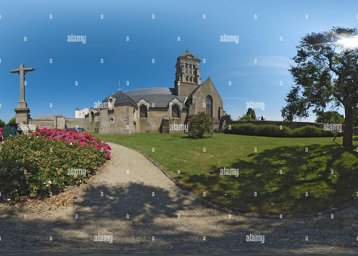 Eglise Saint Philibert Lile de noirmoutier hi-res stock photography and images - Page 4 ... photo