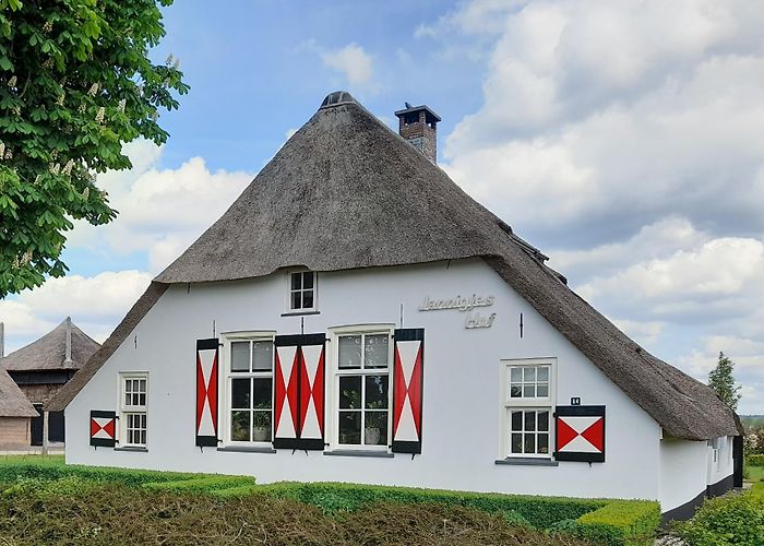 Museum Sacrum Holanda - Reflexões da Segunda Guerra Mundial - passeio de ... photo