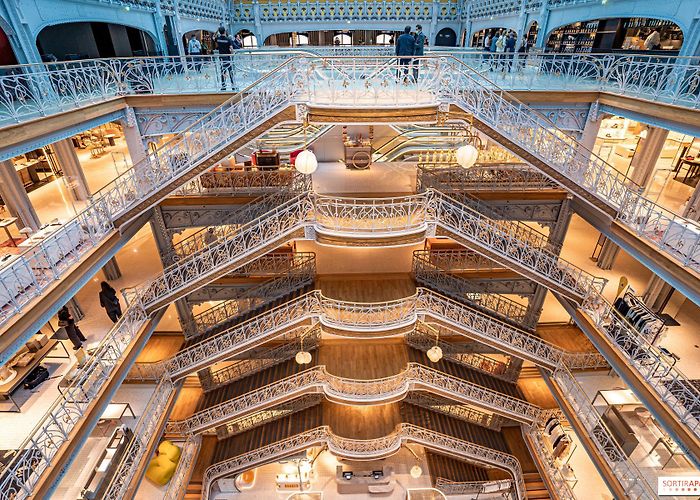 La Samaritaine Samaritaine Paris: the historic store's shopping and dining areas ... photo