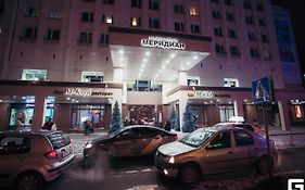 Congress Hotel Meridian Murmanszk Exterior photo