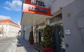 Hotel Boltzmann Bécs Exterior photo