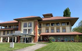 Hotel Legend Dunaszerdahely Exterior photo