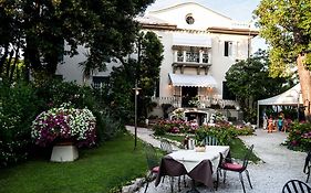 Hotel Club I Pini - Residenza D'Epoca In Versilia Camaiore Exterior photo