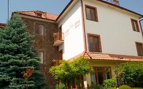 Hotel Mirhav Gorisz Exterior photo