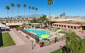 Ramada By Wyndham Tucson Hotel Exterior photo