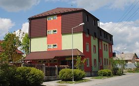 Penzion Slavia Poprád Exterior photo