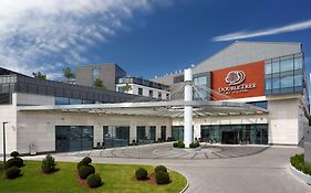 Doubletree By Hilton Hotel & Conference Centre Varsó Exterior photo