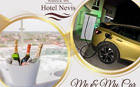 Hotel Nevis Wellness & Spa Nagyvárad Exterior photo