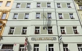 Aparthotel Lublanka Prága Exterior photo