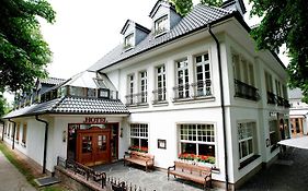 Hotel "Schloss Friedestrom" Dormagen Exterior photo