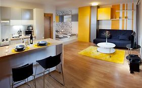 Yellow Apartment Deluxe Brünn  Room photo