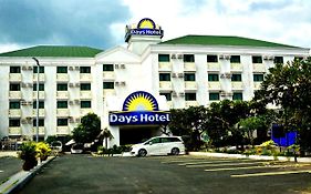 Days Hotel Batangas Exterior photo