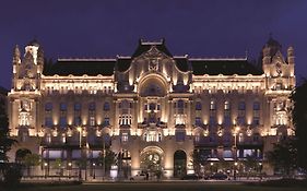 Four Seasons Gresham Palace Hotel Budapest Exterior photo