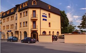 Attic Hotel Prága Exterior photo