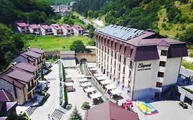 Elegant Hotel & Resort Cahkadzor Exterior photo