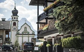 Rosa Alpina Hotel & Spa Relais&Chateaux Badia  Exterior photo