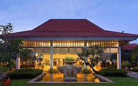 Bandara International Hotel Managed By Accorhotels Jakarta Exterior photo