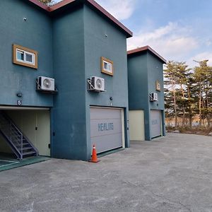 Huesik Hotel Kangrung Exterior photo