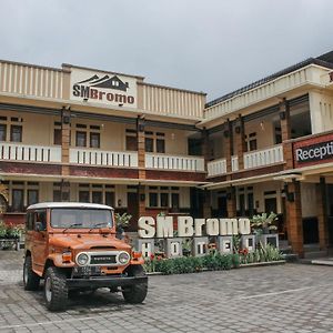 Sm Bromo Hotel Probolinggo Exterior photo