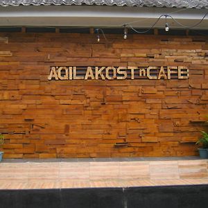 Aqilakost N Cafe Gadog Puncak Hotel Bogor Exterior photo