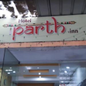 Hotel Parth Inn, Vardhá Exterior photo