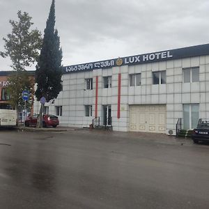Hotel Lux Tbiliszi Exterior photo