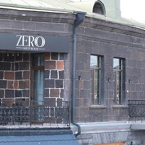 Zero Guesthouse Gjoumri Exterior photo