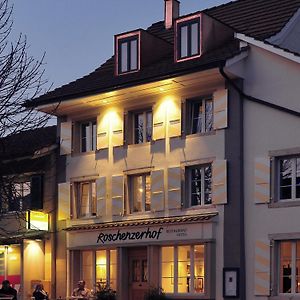Roschenzerhof Hotel Exterior photo