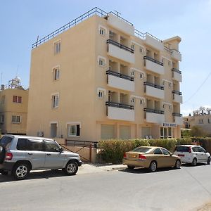 Denis Hotel Nicosia Exterior photo