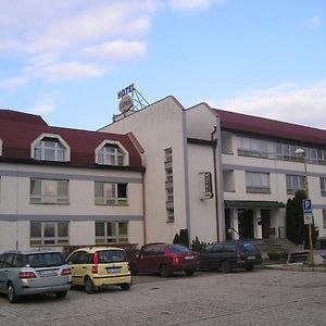 Hotel Luna Turócszentmárton Exterior photo