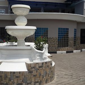 Grandvenice Hotel And Suites Port Harcourt Exterior photo