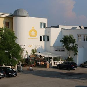 Hotel Freizeittempel Bécsújhely Exterior photo
