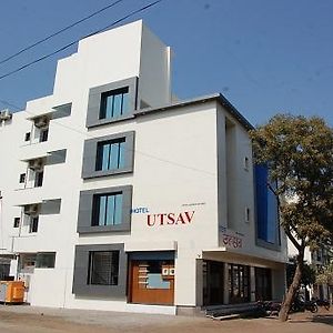 Hotel Utsav Vardhá Exterior photo