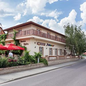 Retro Vrbovec Hotel Exterior photo