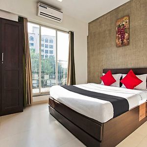 Hotel Iris Suites, Navi Mumbai Exterior photo