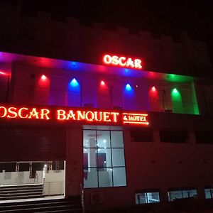 Oscar Banquet And Hotel Kālka Exterior photo
