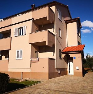 Apartments Roncevic Zára Exterior photo