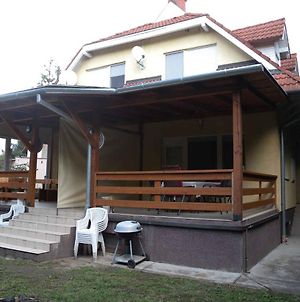 Ferienhaus In Siofok 3 Villa Balatonszabadi Fürdőtelep Exterior photo