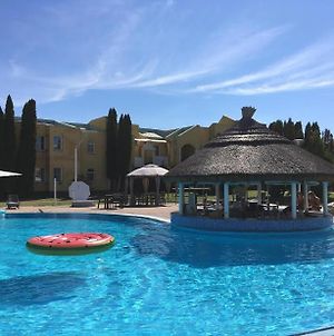Mediterran Apartman With Pool Siófok Exterior photo