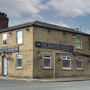 The Halfway House Inn Leeds  Exterior photo