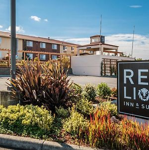 Red Lion Inn & Suites Sequim Exterior photo