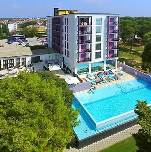Hotel Adriatic Biograd Na Moru Exterior photo