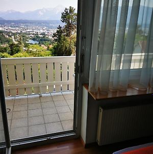Panoramablick Exklusiv Apartman Villach Exterior photo
