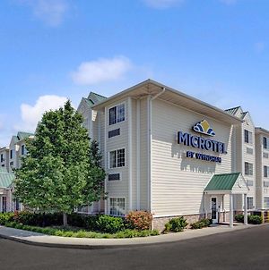 Microtel Inn & Suites By Wyndham Indianapolis Airport Exterior photo