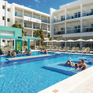 Riu Palace Jamaica (Adults Only) Montego Bay Exterior photo