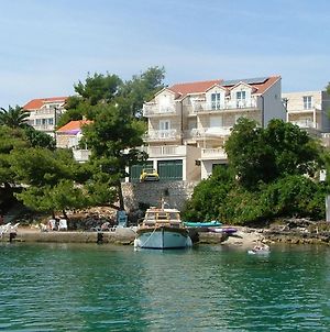 Apartments And Rooms By The Sea Lumbarda, Korcula - 13626 Exterior photo