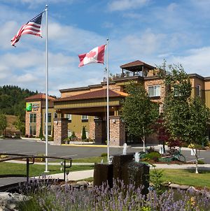 Holiday Inn Express Hotel & Suites North Sequim, An Ihg Hotel Exterior photo