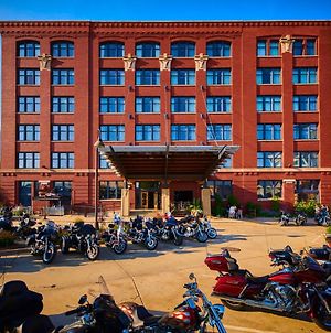 The Iron Horse Hotel (Adults Only) Milwaukee Exterior photo