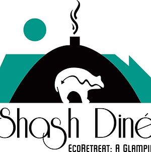 Shash Dine' Ecoretreat Page Exterior photo