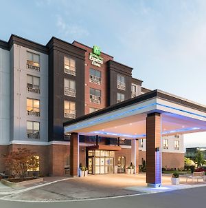 Holiday Inn Express Hotel & Suites Milton, An Ihg Hotel Exterior photo